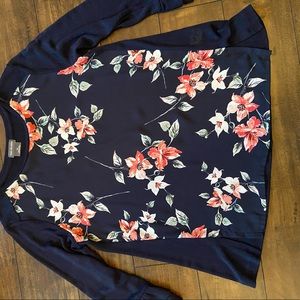 Van Heusen blouse size M